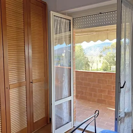 Apartment La Perla Luni Mare Casa Vacanze Fiumaretta di Ameglia