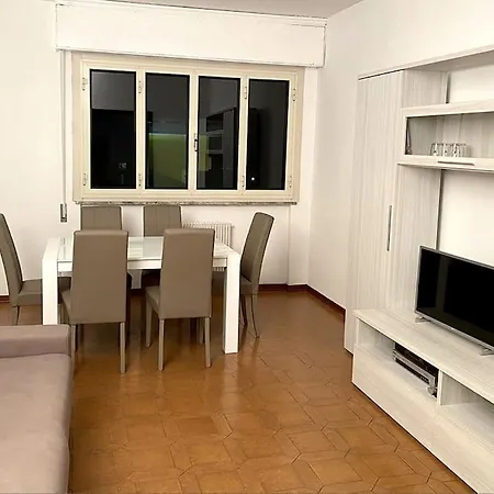 Apartment La Perla Luni Mare Casa Vacanze